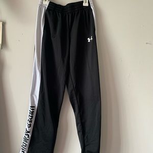 Under armor sweatpants size small